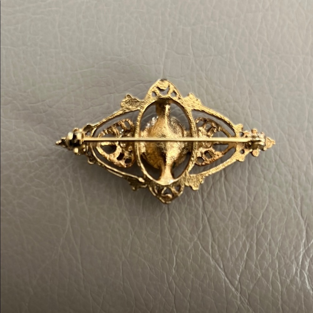 Vintage Gold and Purple Brooch - Picture 2 of 2